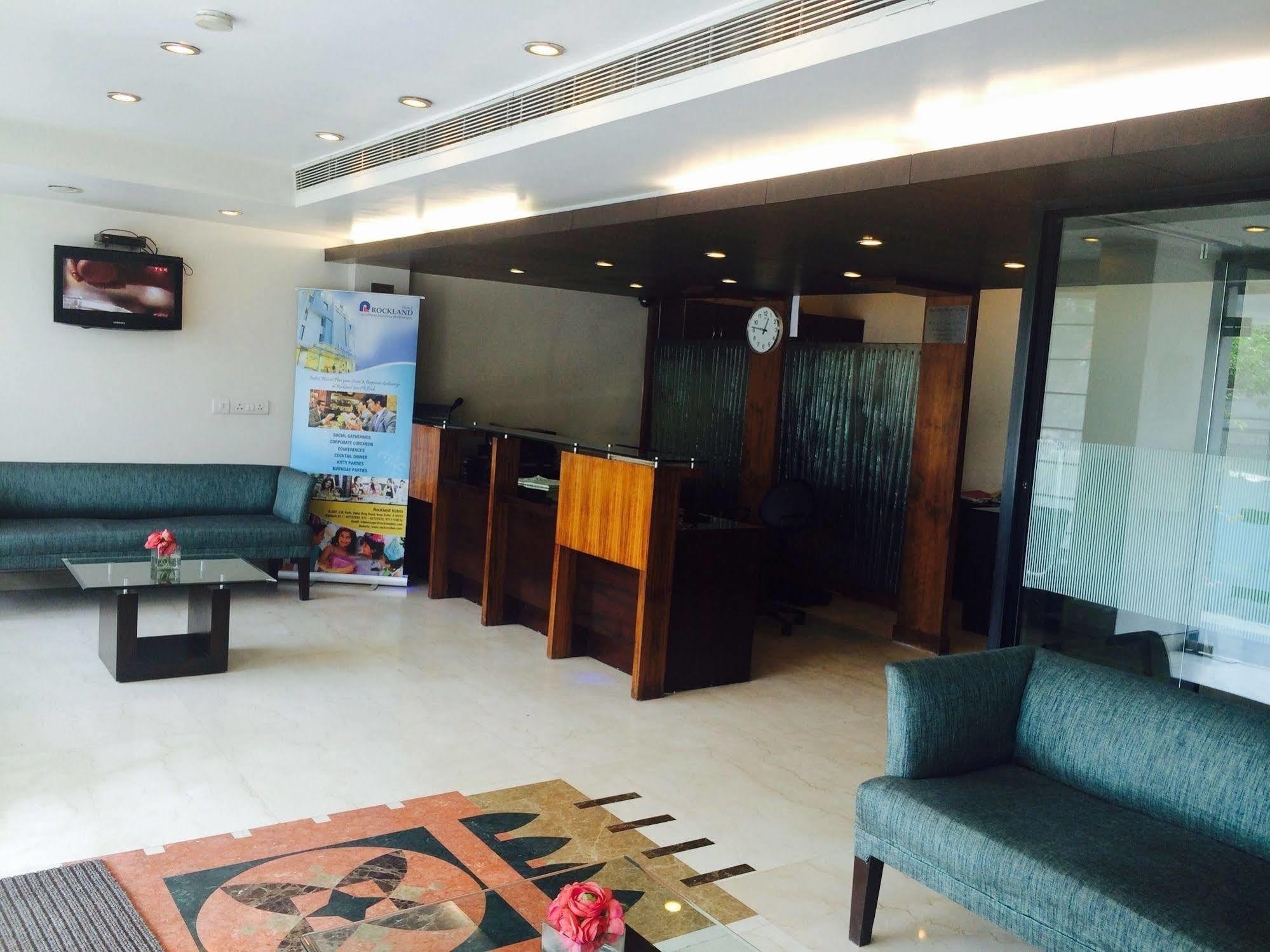 Fabhotel Rockland Нью-Дели Экстерьер фото