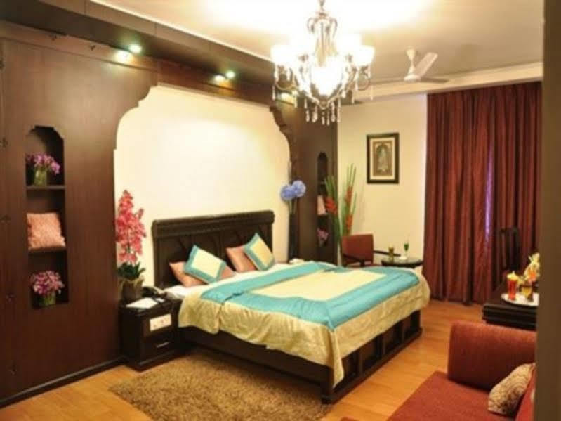 Fabhotel Rockland Нью-Дели Экстерьер фото