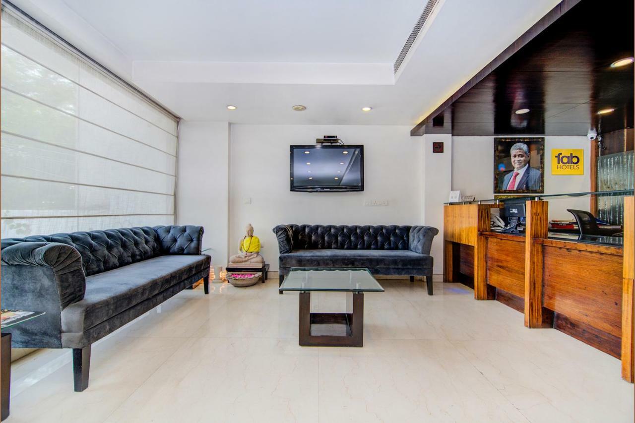 Fabhotel Rockland Нью-Дели Экстерьер фото